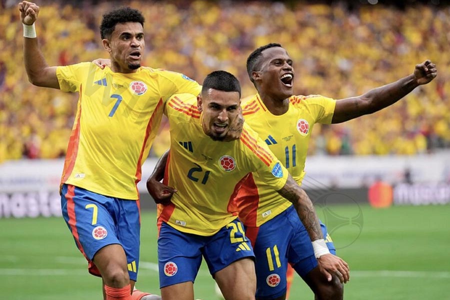 Which country has the most football players - Colombia