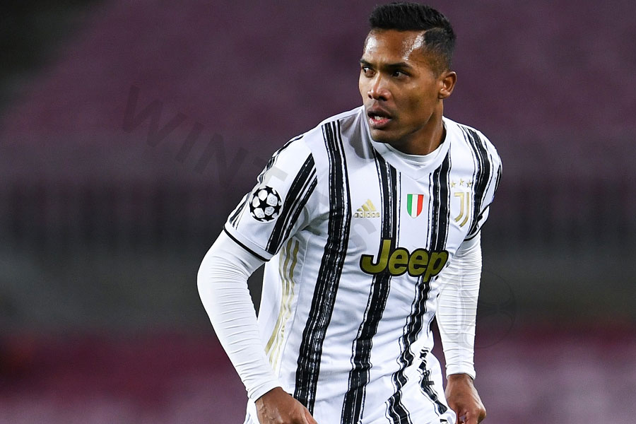  Alex Sandro -  Best left backs in the world currently