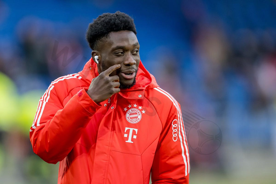 Alphonso Davies -  Best left backs in the world currently