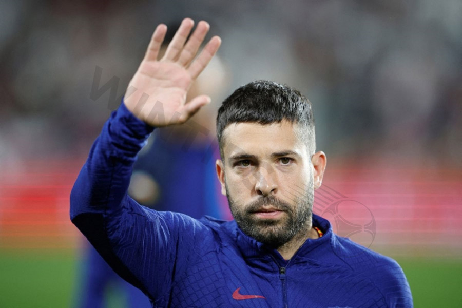 Jordi Alba -  Best left backs in the world currently