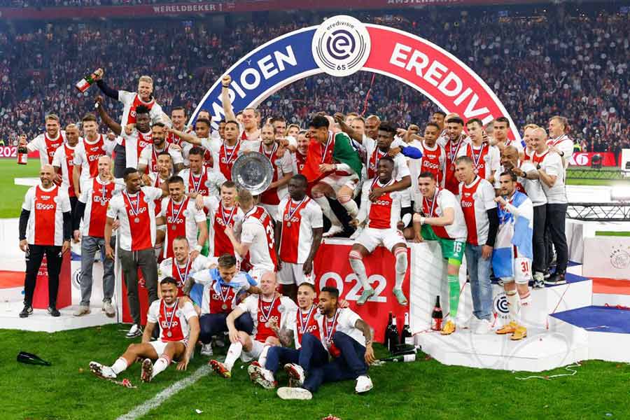 Ajax Amsterdam – 4 times