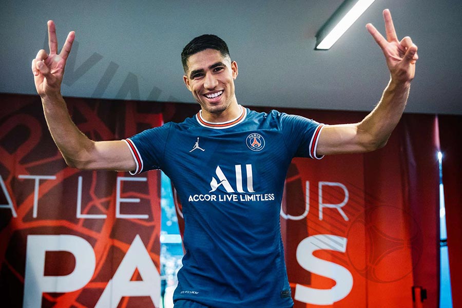 Achraf Hakimi (Ligue 1 Paris Saint - Germain)