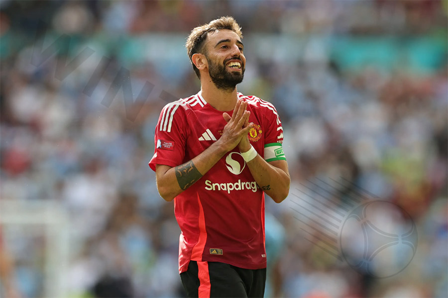 Bruno Fernandes (Manchester United/Portugal)