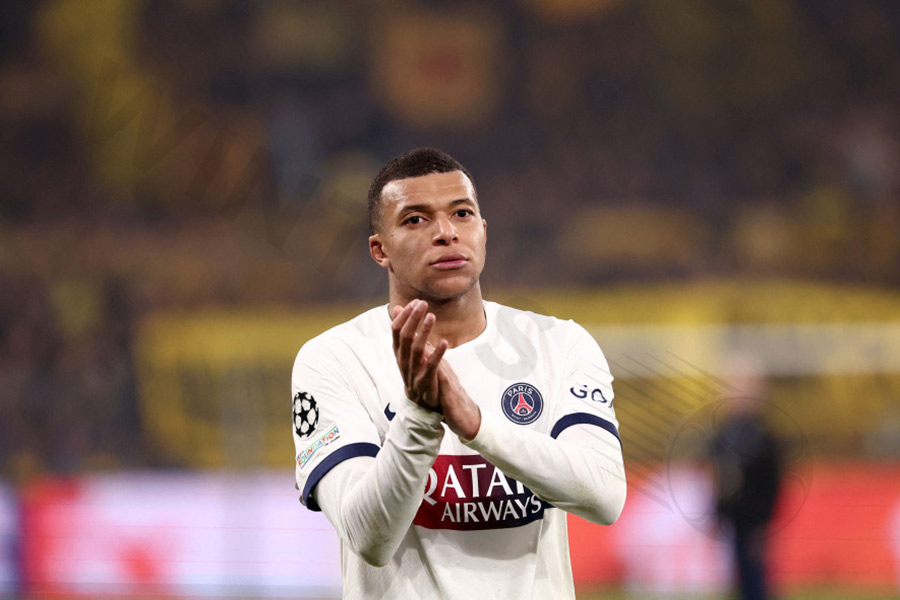 Kylian Mbappe (Paris Saint-Germain) – $566,000/week