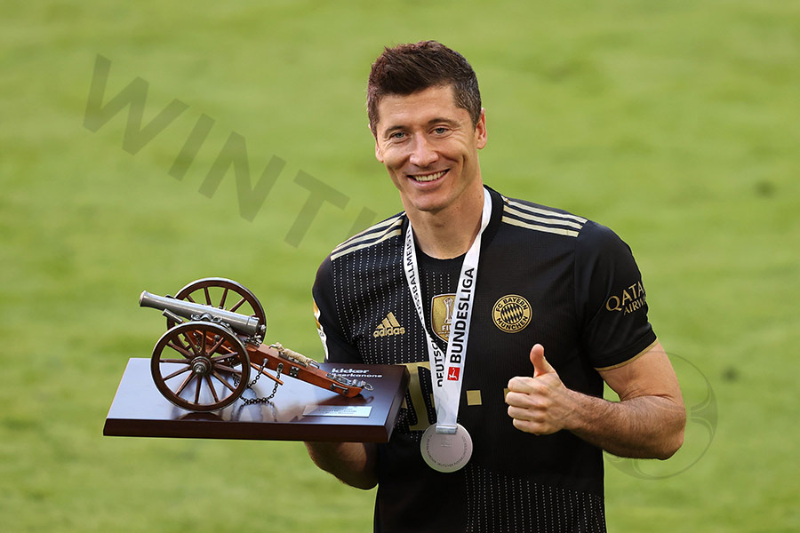 Robert Lewandowski - No. 1 scorer in Bundesliga history