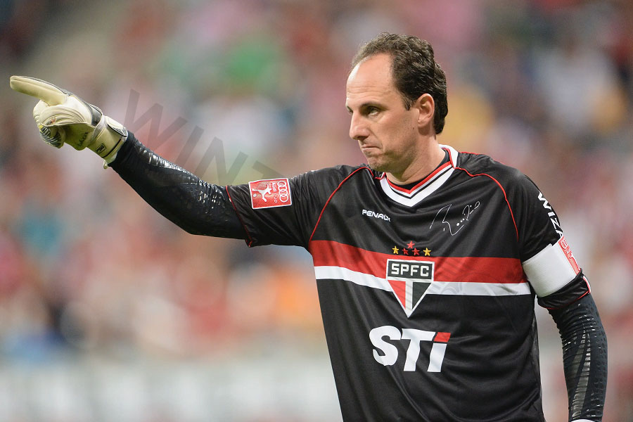 Rogerio Ceni - Best free kick takers in the world today