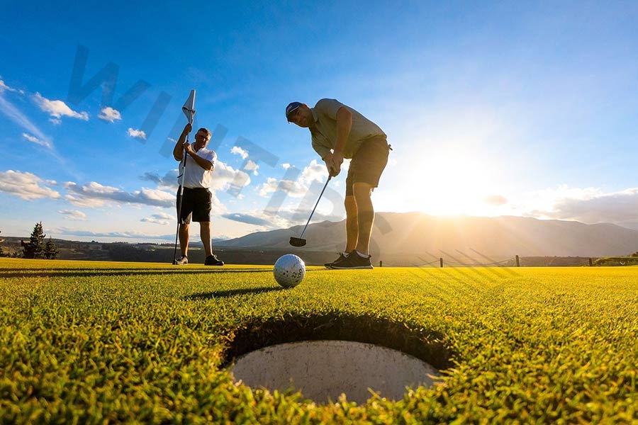 Which is the most popular sports in the world: Golf