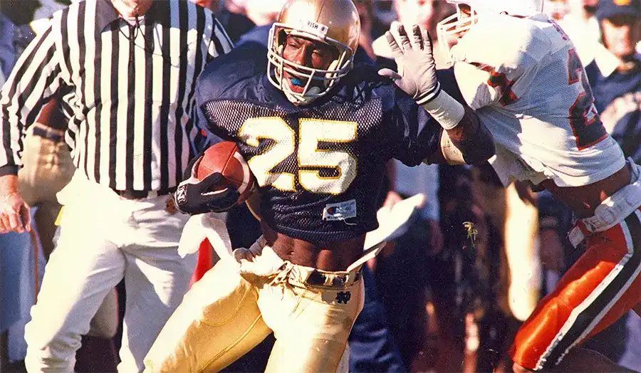 Raghib Ismail sprinting down the field for Notre Dame during the 1990 season
