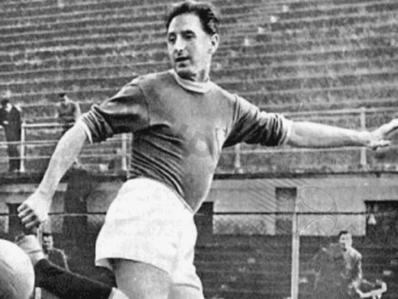 Italian serie a top scorers: Silvio Piola - 274 goals