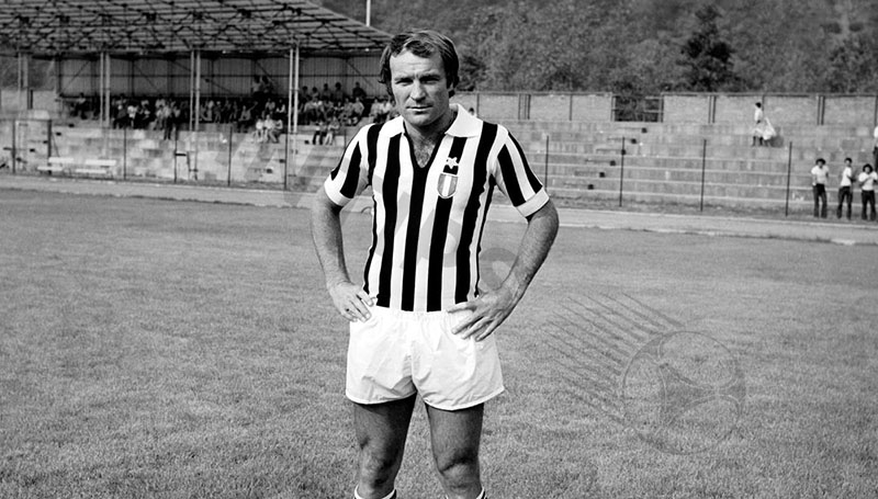 Italian serie a top scorers: José Altafini - 216 goals