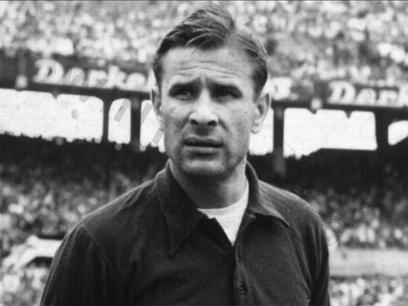 Lev Yashin (Career span: 1950–1970)