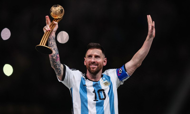 Lionel Messi, with a net worth surpassing $650 million and career earnings exceeding $1 billion