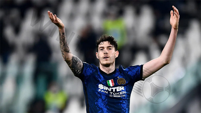 World best center backs in football​: Alessandro Bastoni (Inter & Italy)