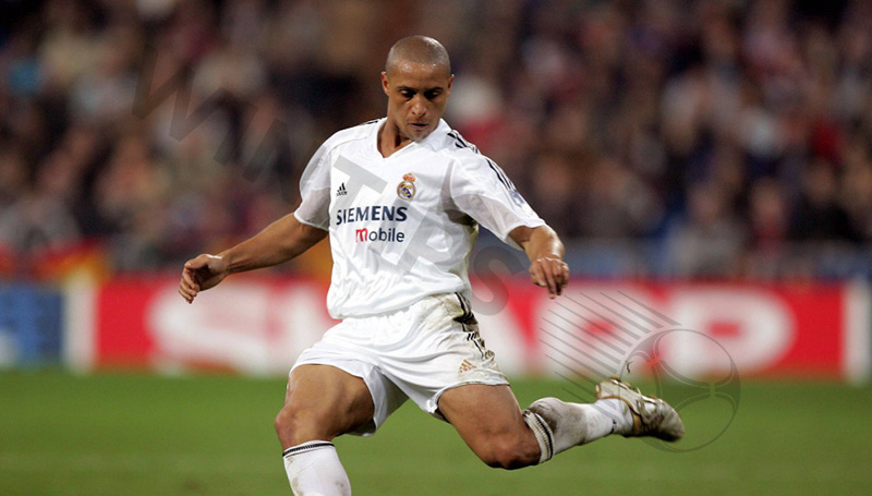 Famous bald soccer players: Roberto Carlos