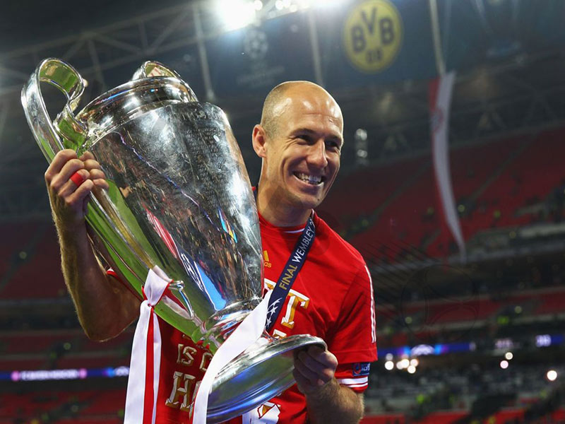 Famous bald soccer players: Arjen Robben