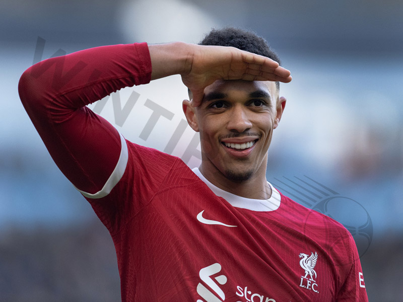 Who is the best free kick taker: Trent Alexander-Arnold