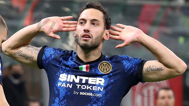 Best defensive midfielders in the Premier league​: Hakan Calhanoglu (Inter Milan)