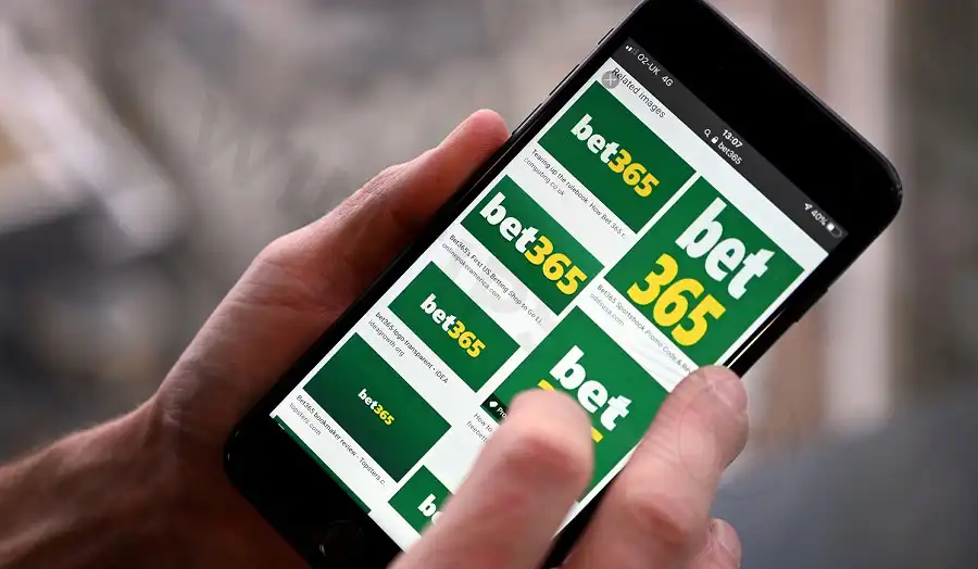 Bet365 has a super smooth interface that is easy to use for beginners