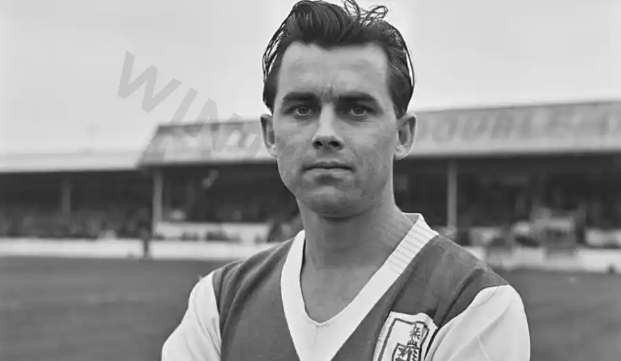 Dowsett became a symbol of Bournemouth’s rich football heritage and remains a legendary figure decades after his final match