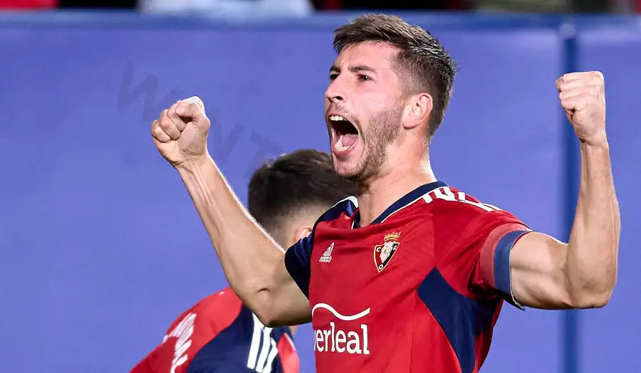 David García – Mainstay centre-back and captain, ensuring solidity in the defence