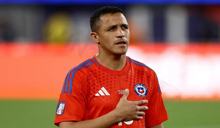 Alexis Sánchez – Explosive striker with great speed and technique