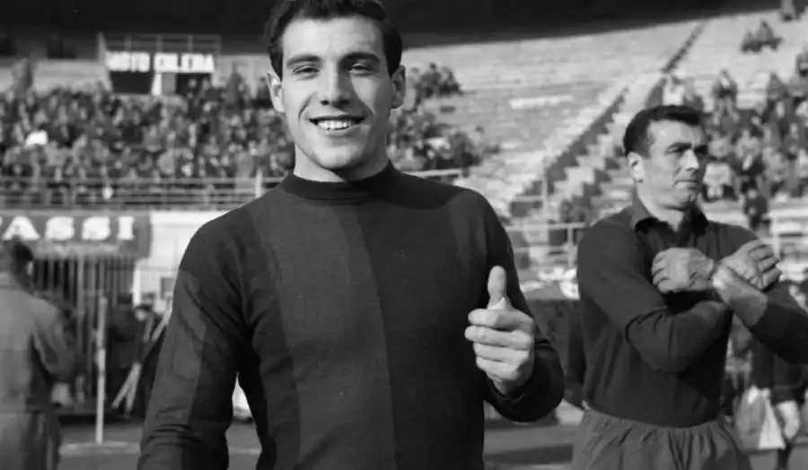 Ezio Pascutti – A consistent goalscorer, setting a record for consecutive goals in Serie A history