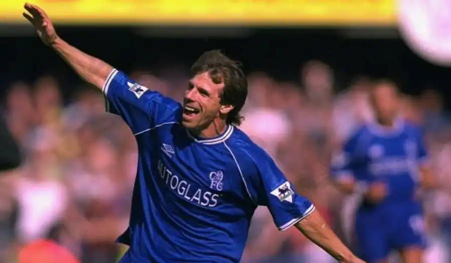 Gianfranco Zola – The veteran star who helped Cagliari get promoted and created a breakthrough on the field