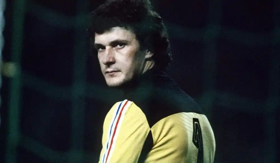 Dominique Dropsy – The Steel Goalkeeper with an Unbroken Record