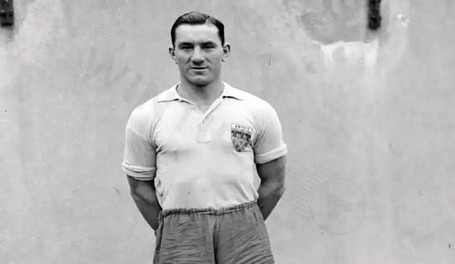 Stefan Dembicki – The historical top scorer, scoring 16 goals in a single match