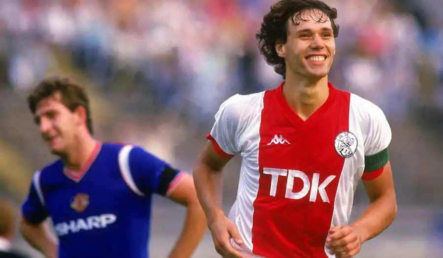 Marco van Basten - A top striker with superb goalscoring ability and unmatched coolness