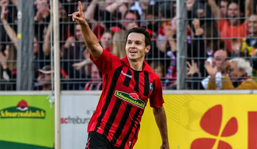 Nicolas Höfler - Solid holding midfielder, keeps the rhythm and supports the defense effectively
