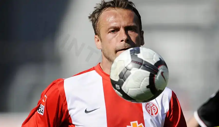 Nikolče Noveski – Steel center back, solid stopper in Mainz defense