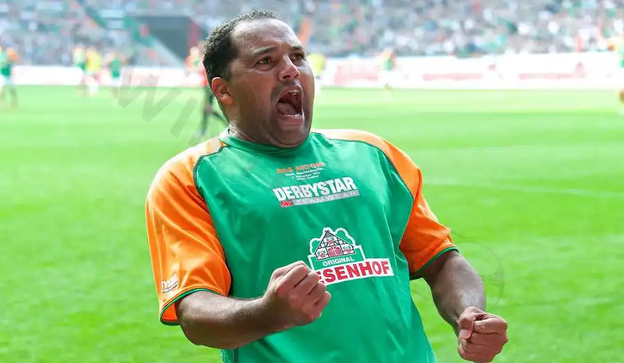 Ailton - Effective striker, Bundesliga top scorer in 2003-04 season
