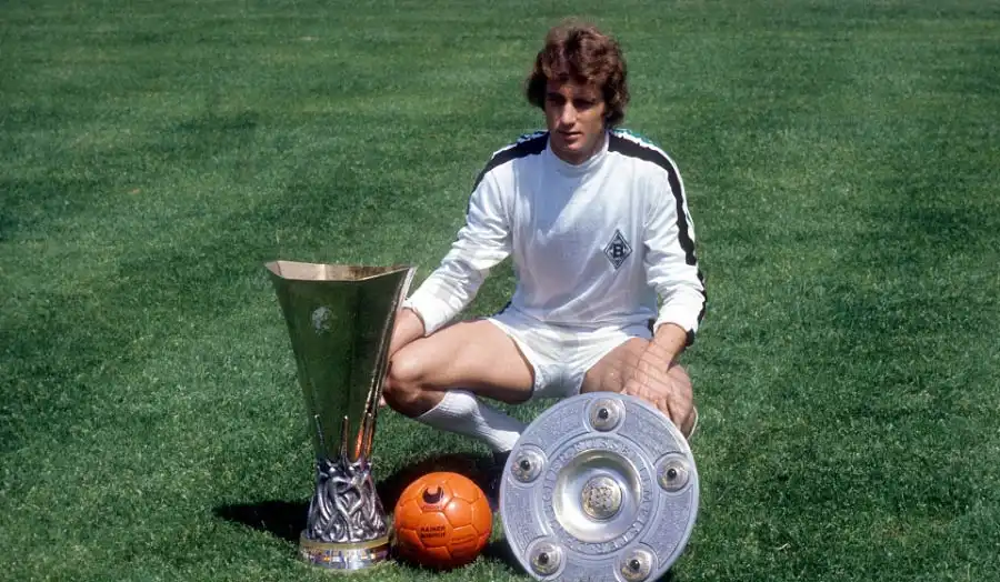 Rainer Bonhof – The complete midfielder with a powerful long-range shot