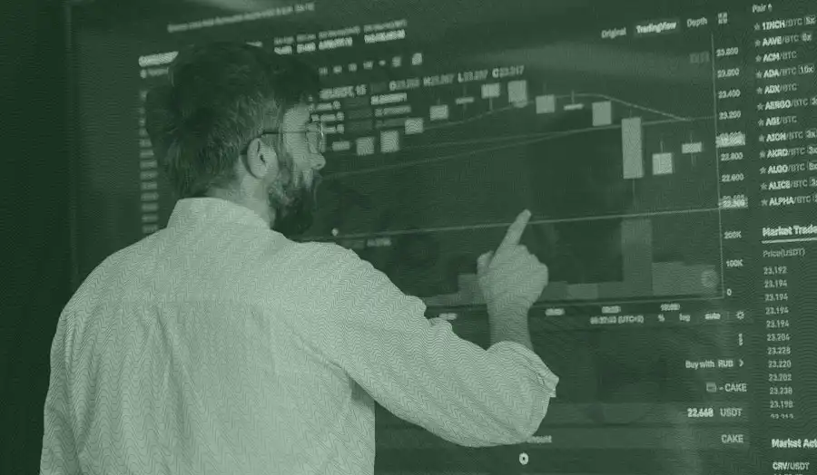 Based on experience, analyze odds and performance to choose more accurate bets