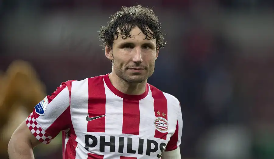 Mark van Bommel – “Tactical Machine” balancing attack and defense with leadership spirit