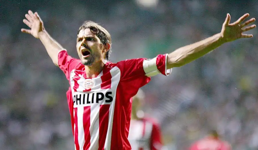 Phillip Cocu – The all-round icon: both a leading player and a successful coach