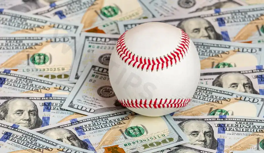 Read odds movements early to catch professional players' trends