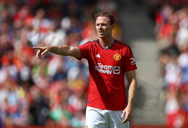 Jonny Evans – Oldest players in the Premier League