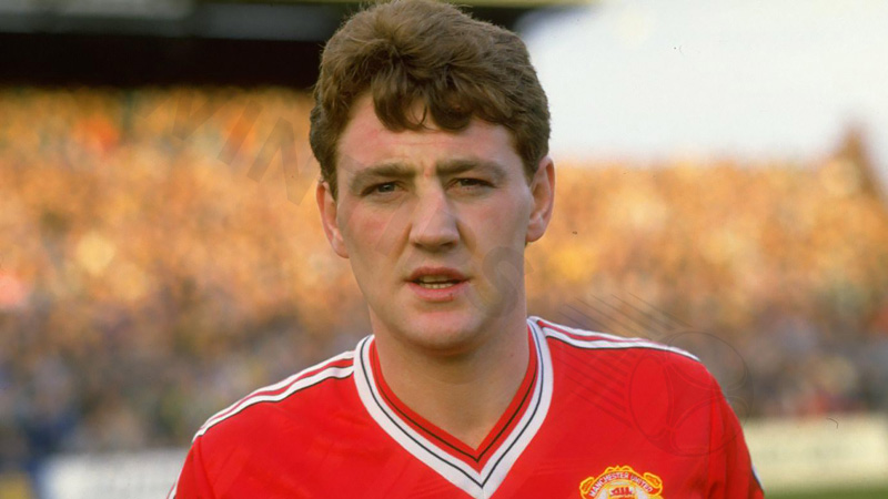 Old Trafford legend Steve Bruce