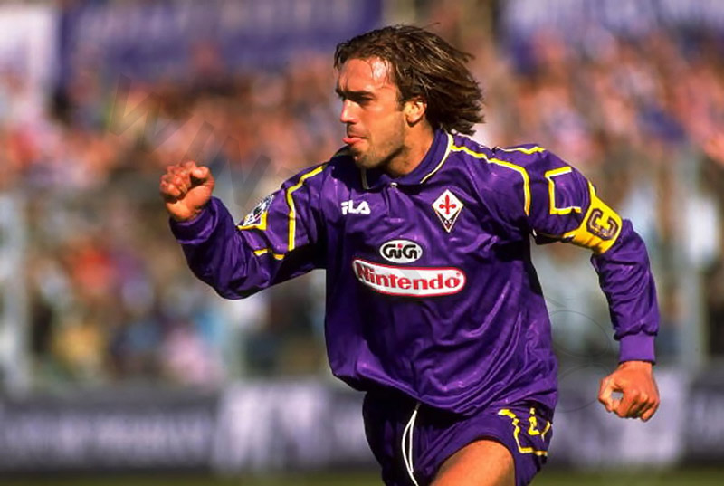 G. Batistuta has a love for the purple shirt of Fiorentina