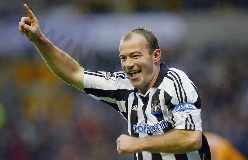 Alan Shearer's life is most famous for refusing to join Man Utd 2 times