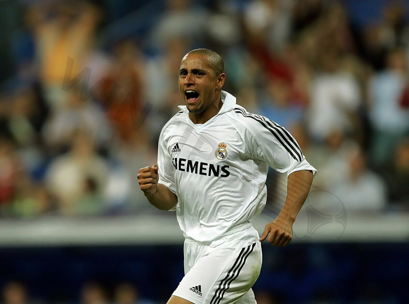 Brazilian legend – R. Carlos with the signature number 3 shirt