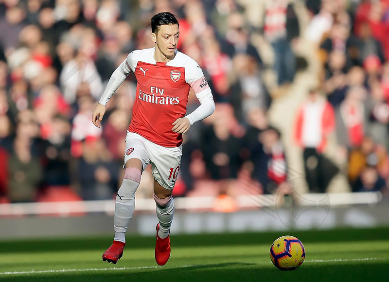 M. Ozil always throws “deadly” passes