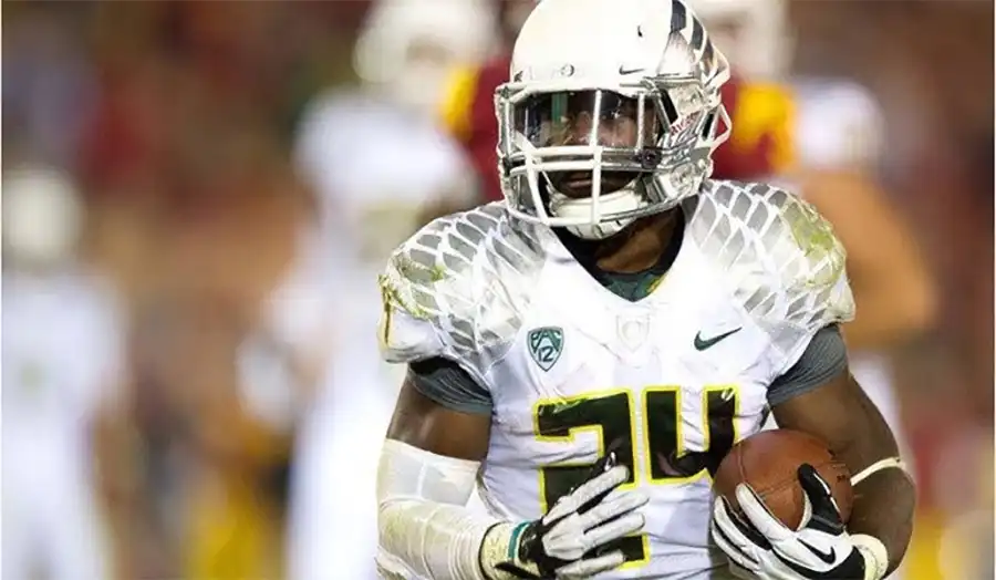 Kenjon Barner, Oregon’s versatile running back
