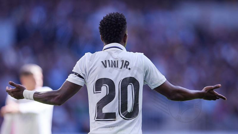 Joining Real Madird is Vinicius who used to wear the number 20 shirt